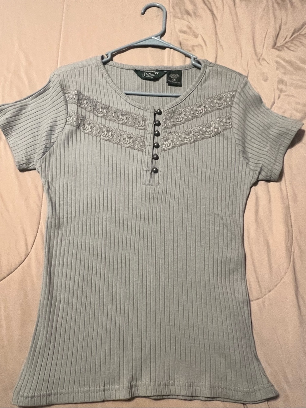 Stillwater Supply Co. Gray Ribbed Short Sleeve Top with Lace Yoke